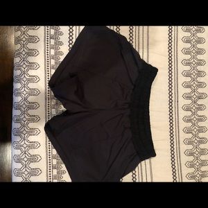 Lululemon 4” Tacker shorts Size 6